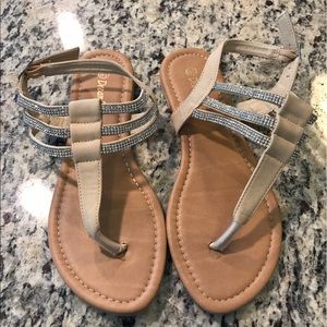Womens sandals size 6.5